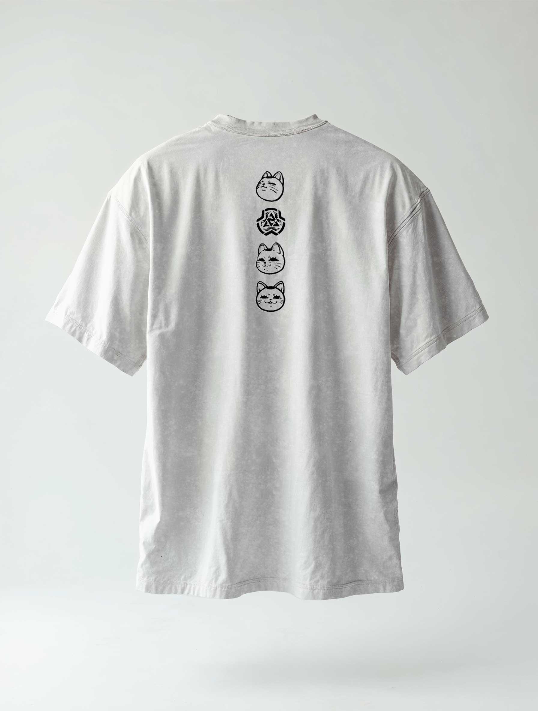 [TRZN] Beckoning Cat Vintage Tee